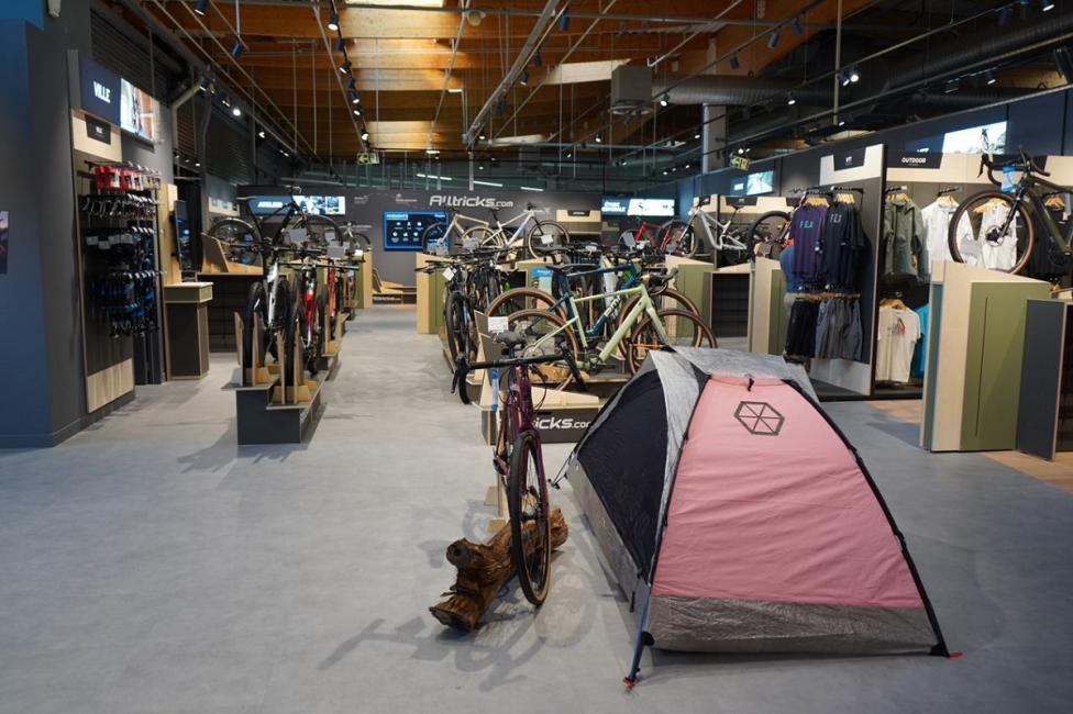 Magasin Alltricks à Lille, partenaire et point de collecte Goodloop pour la réparation d’équipements techniques.